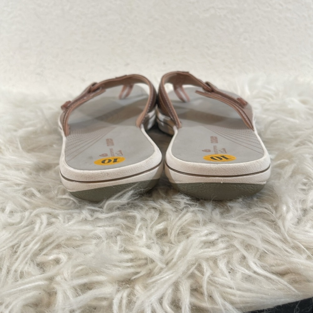 Clarks Cloudsteppers Women's Brinkley Jazz Flip-Flops - Rose Gold - Size 10 - Picture 5 of 12